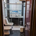 Venus - Cozy With Terrace Vlorë