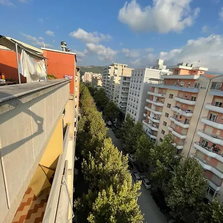 Venus - Cozy With Terrace