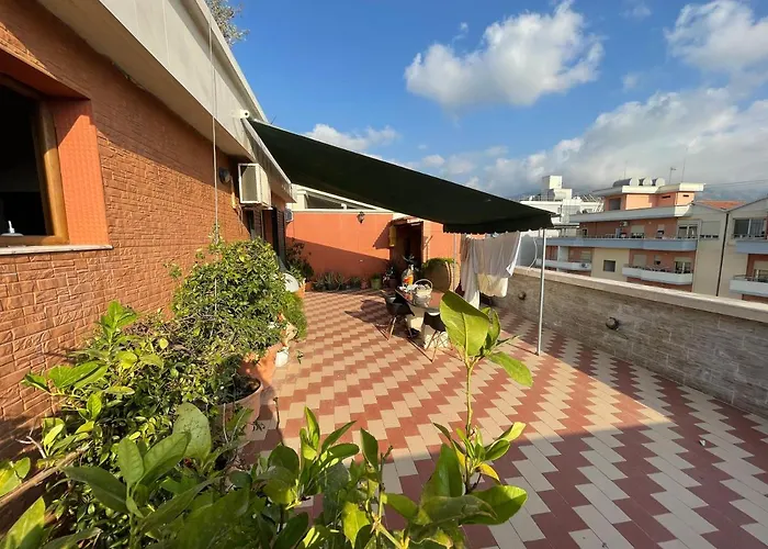 Venus - Cozy With Terrace Appartamento *