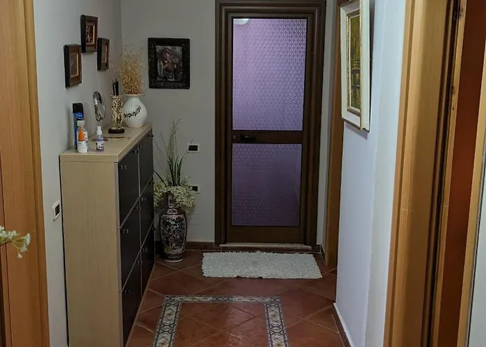 Venus - Cozy With Terrace Appartamento
