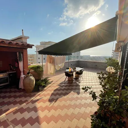 Apartment Venus - Cozy With Terrace Vlore