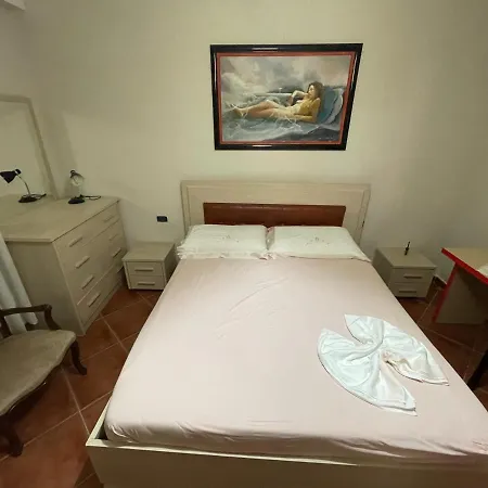 Apartment Venus - Cozy With Terrace Vlore