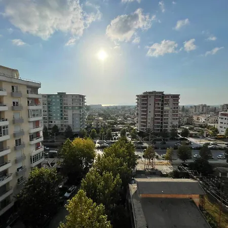 Venus - Cozy With Terrace Vlorë