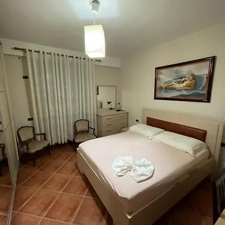 Venus - Cozy With Terrace Apartment *