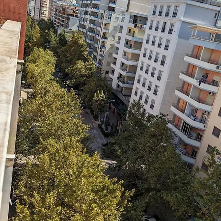 Venus - Cozy With Terrace Apartment Vlore