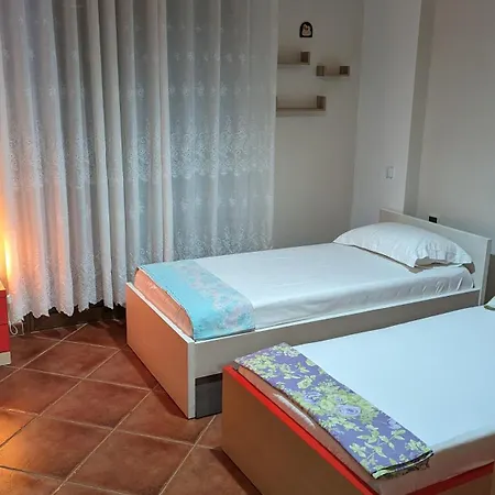 Venus - Cozy With Terrace Apartment *