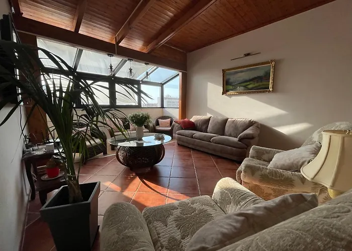 Venus - Cozy With Terrace Apartamento