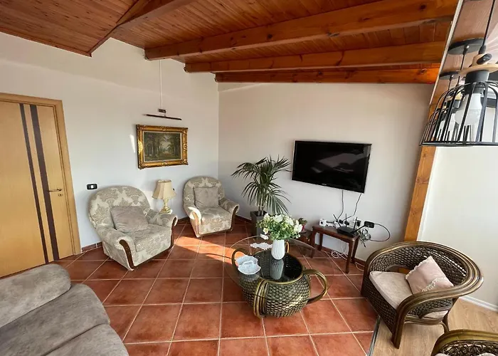 Venus - Cozy With Terrace Apartmán