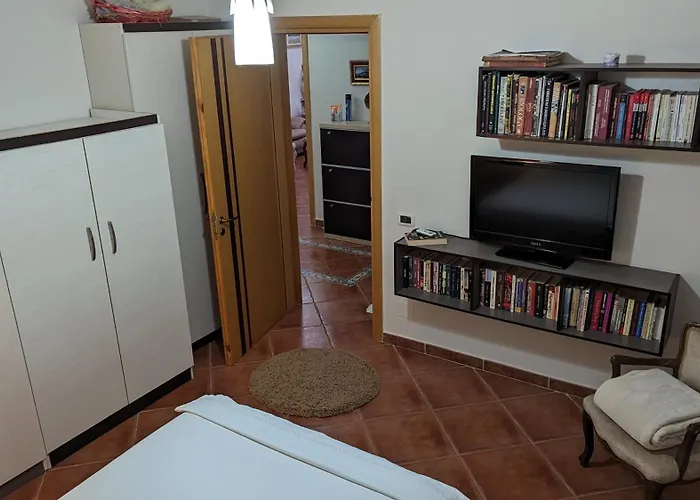 Venus - Cozy With Terrace Apartamento Vlorë